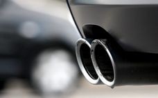 EU reaches deal on 2020 auto emissions law